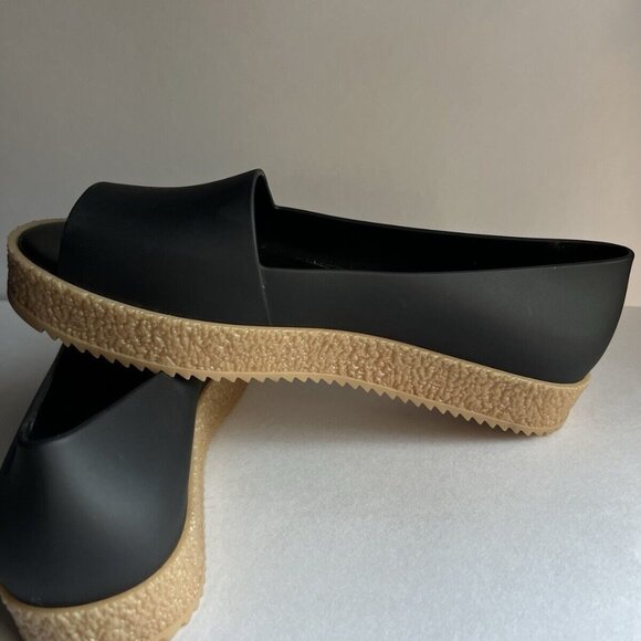 Melissa Womens Puzzle Flats 8 Platform Slip On Open Toe Black Rubber Scent - Picture 13 of 15